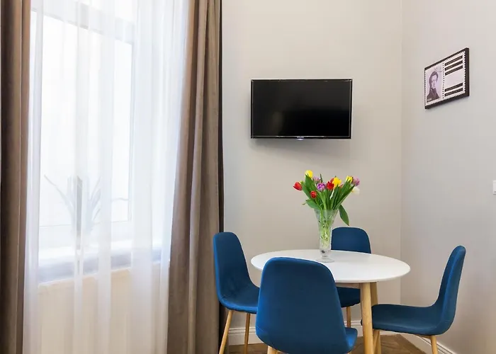 Апартаменты Chopin In The Center Of