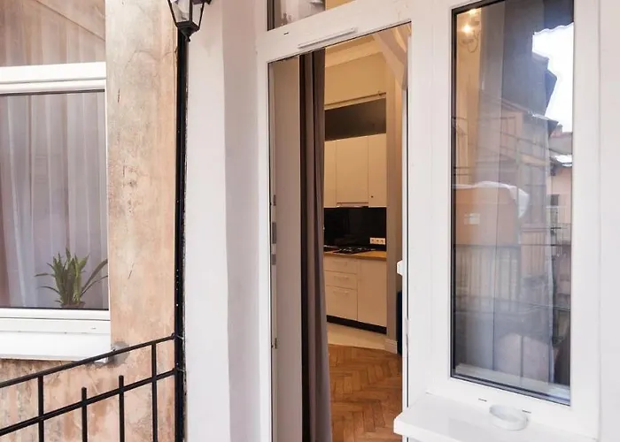 Chopin In The Center Of *