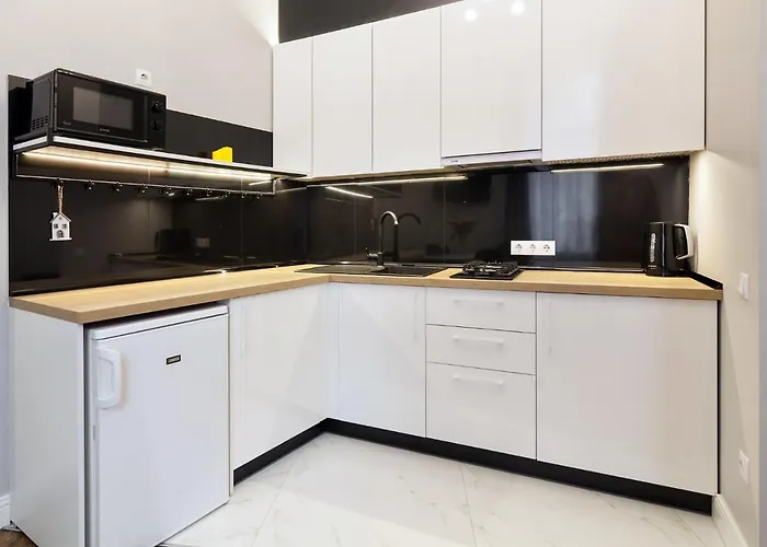 Chopin In The Center Of לבוב